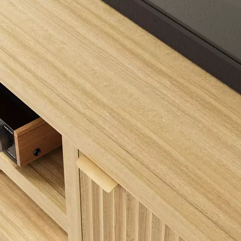 Mobile TV da 70 pollici con contenitore, anta scanalata e maniglia dorata, mobile console in legno per soggiorno e camera da letto